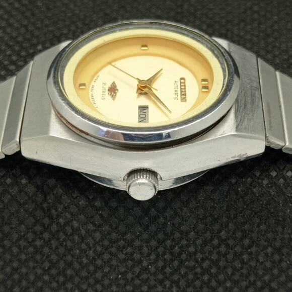 Vintage 1977 Citizen Automatic Womans Silver Watch W/daydate & Gold accents main image 5